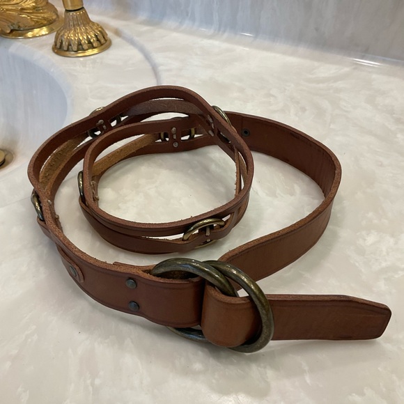 Leather belt with dark bronze buckle and circle detail, some tarnish, size small - Picture 10 of 10